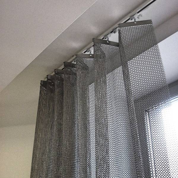 鉑格建築網格功能作為住宅窗簾。