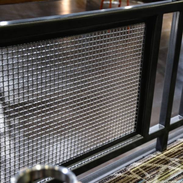 Argger architectural mesh for theater security barrier