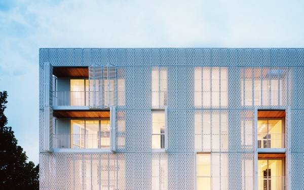 Office building decorated with Argger architectural mesh facade